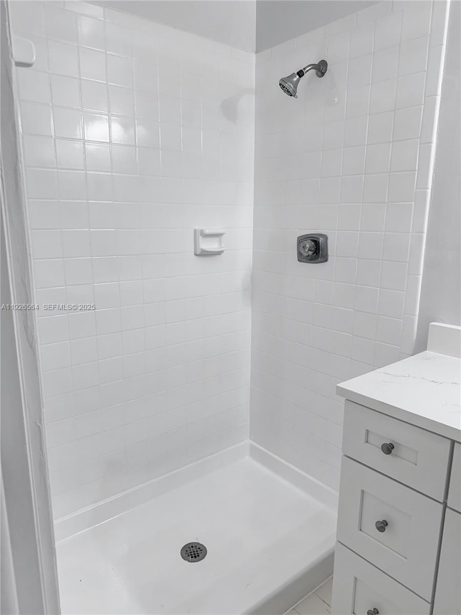 BELLA GRAND CONDO - Residential