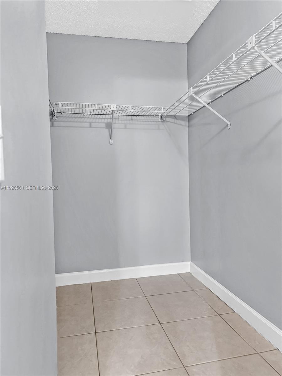 BELLA GRAND CONDO - Residential