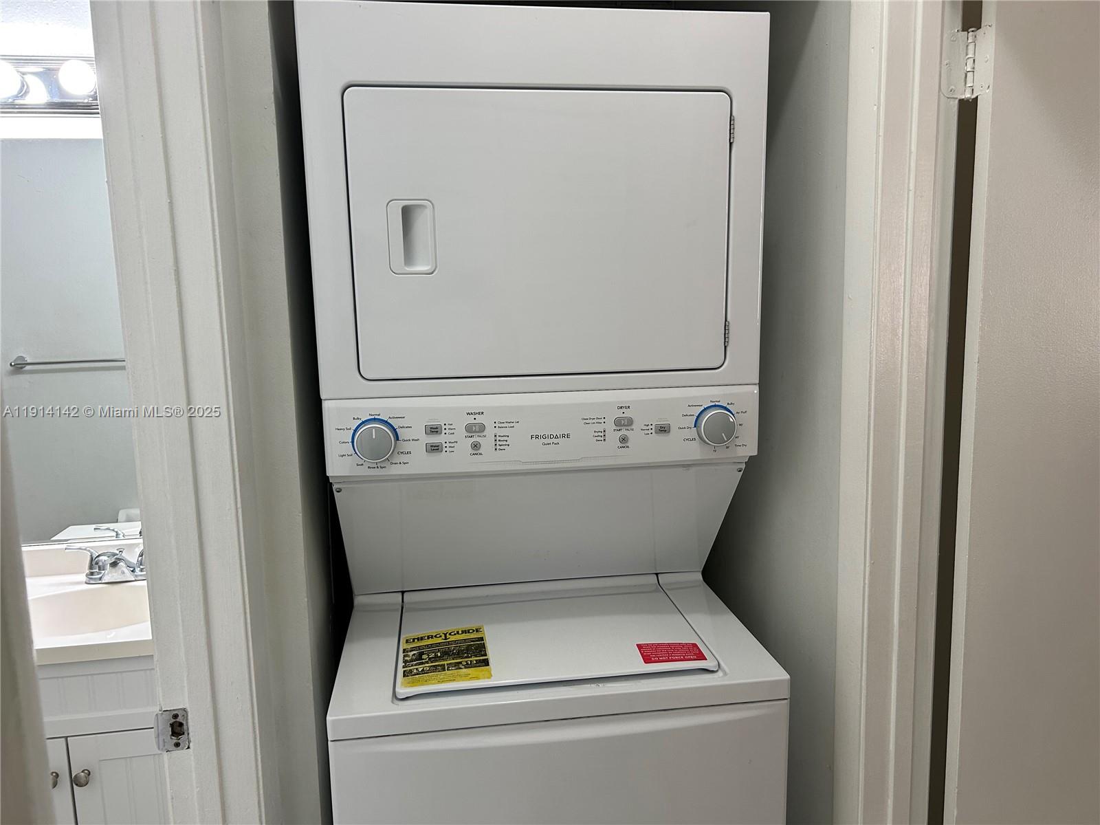 REFLECTIONS AT PEMBROKE P - Residential Lease