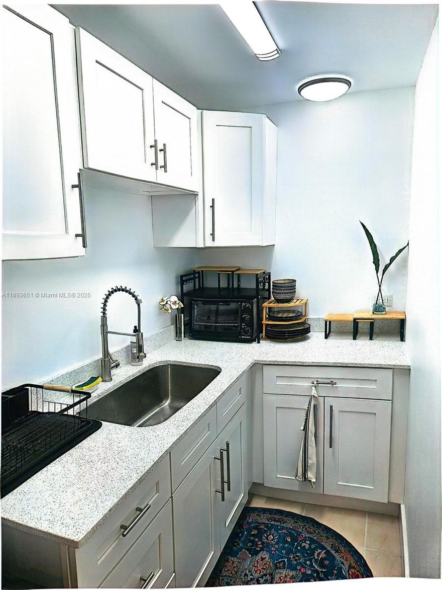 Cute & clean studio/efficiency (#903) with BRAND NEW KITCHEN just installed. East of US1 in popular Harbordale, located centrally to the beach, downtown Ft.Lauderdale, Las Olas, FLL Airport, & Port Everglades. Close to grocery stores, fitness facilities, restaurants etc. RENT GENEROUSLY INCLUDES cable, WIFI, electricity, water, garbage, & FREE onsite laundry. Unit has central AC & a backup wall unit. Assigned tandemparking (2 cars) & full use of shared private fenced backyard for small and quiet gatherings.