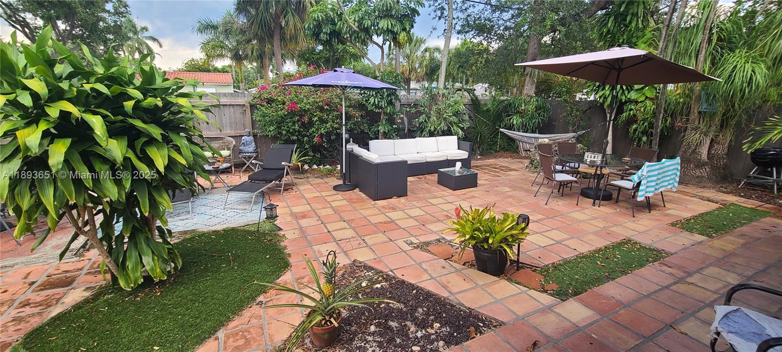 EVERGLADE LAND SALES CO - Residential Lease