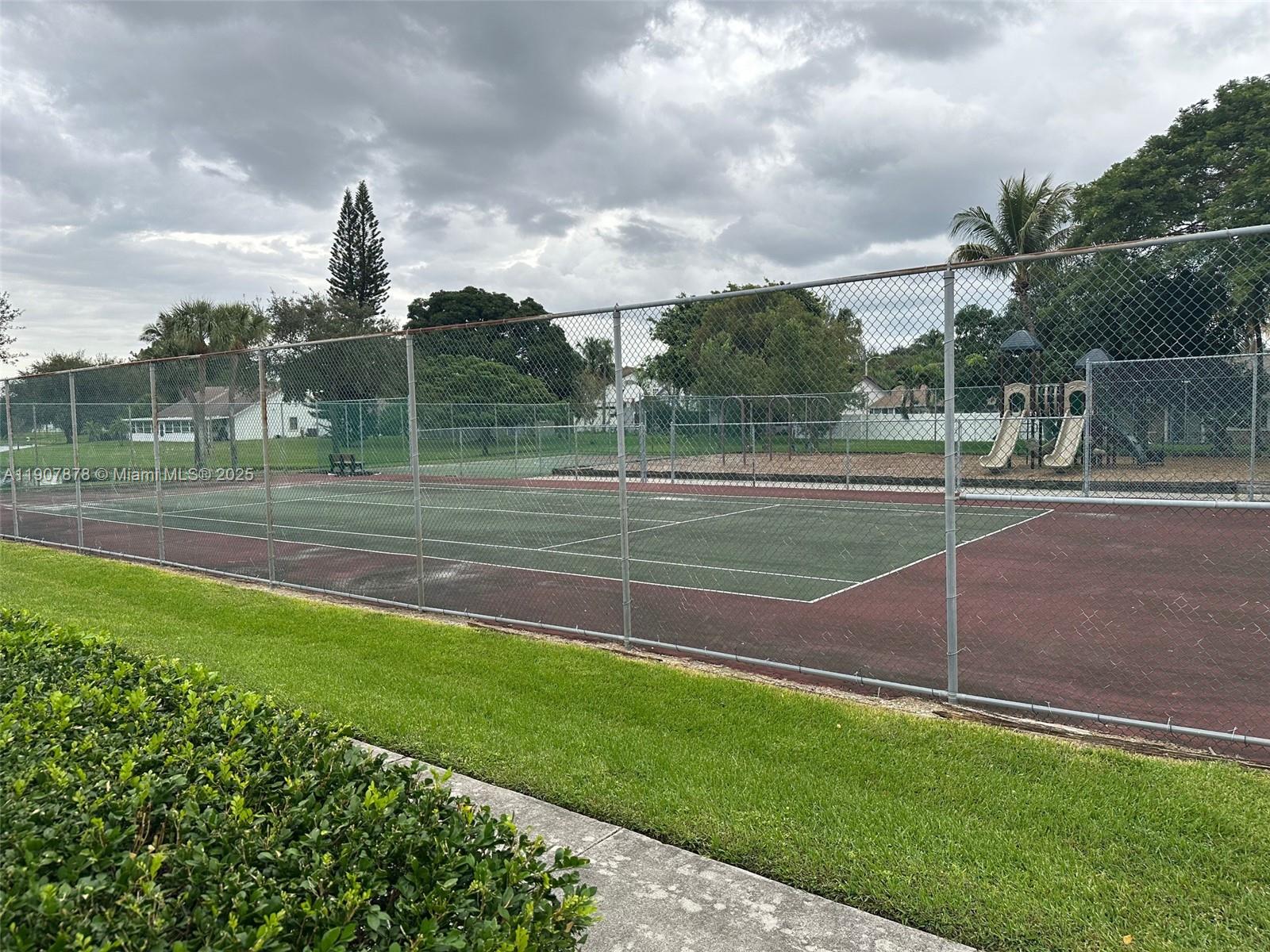 STONEHAVEN 1 - Residential Lease