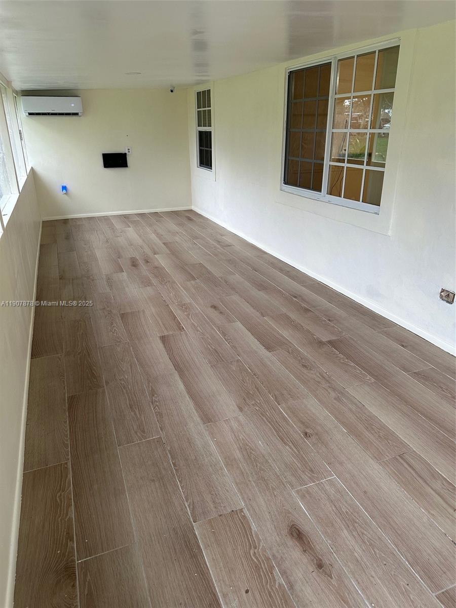 STONEHAVEN 1 - Residential Lease