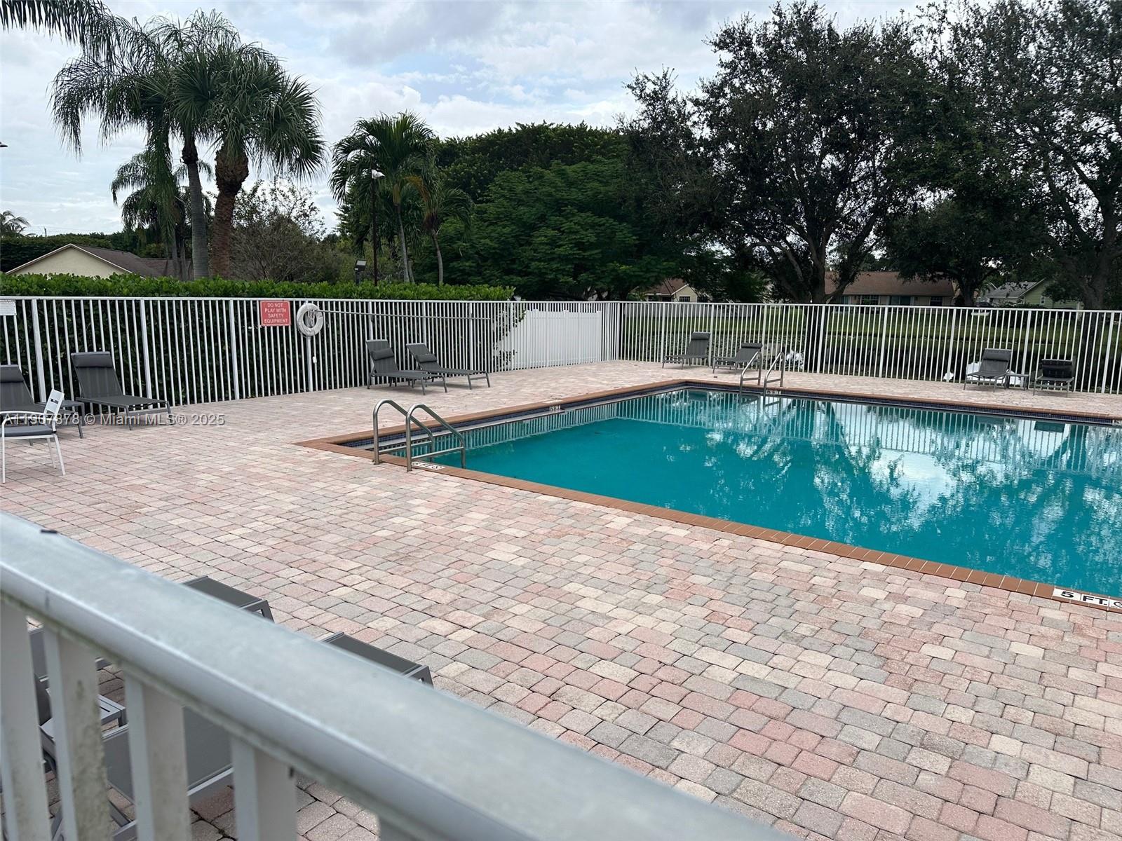 STONEHAVEN 1 - Residential Lease