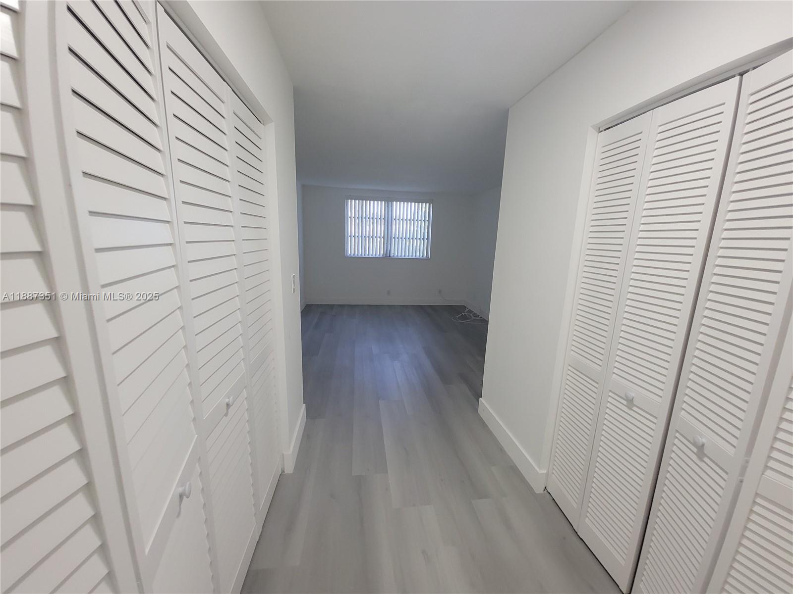 LAUDERDALE OAKS CONDO XIX - Residential Lease