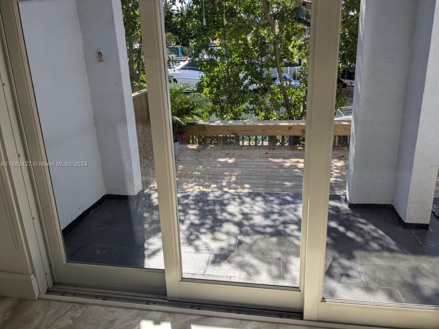 LE POINT CONDO - Residential