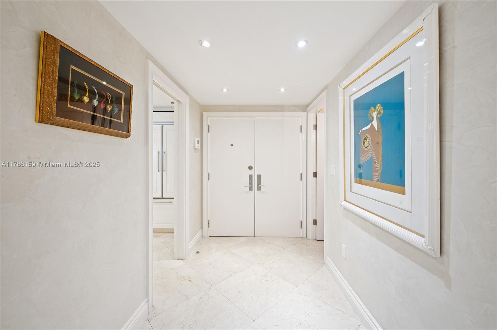 10205 Collins Ave 404