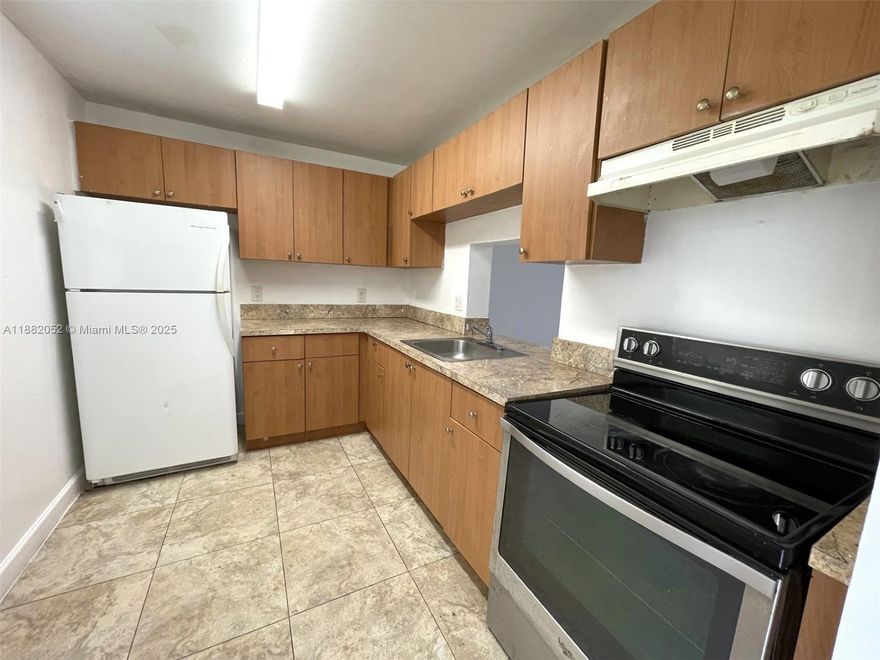 Welcome to Rent this 2/2 condo in Brookfield Square. Convenient 1st floor unit, with parking on front of your balcony. Spacious and recently painted, this condo awaits for you. Bring your voucher and get fast approval! Newer kitchen cabinets, tile throughout, walk-in closet in main bedroom, screened porch. Call now!