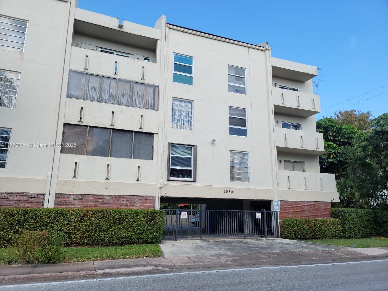 Rental Property at 1650 S Le Jeune Rd 202, Coral Gables, Broward County, Florida - Bedrooms: 2 
Bathrooms: 2  - $2,000 MO.