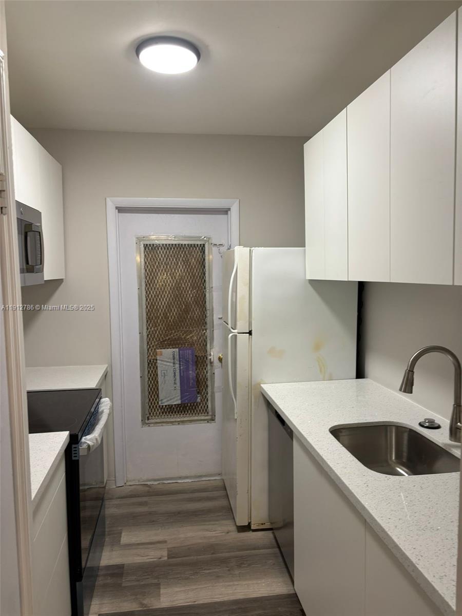 SEVENTEENTH GREEN CONDO - Residential