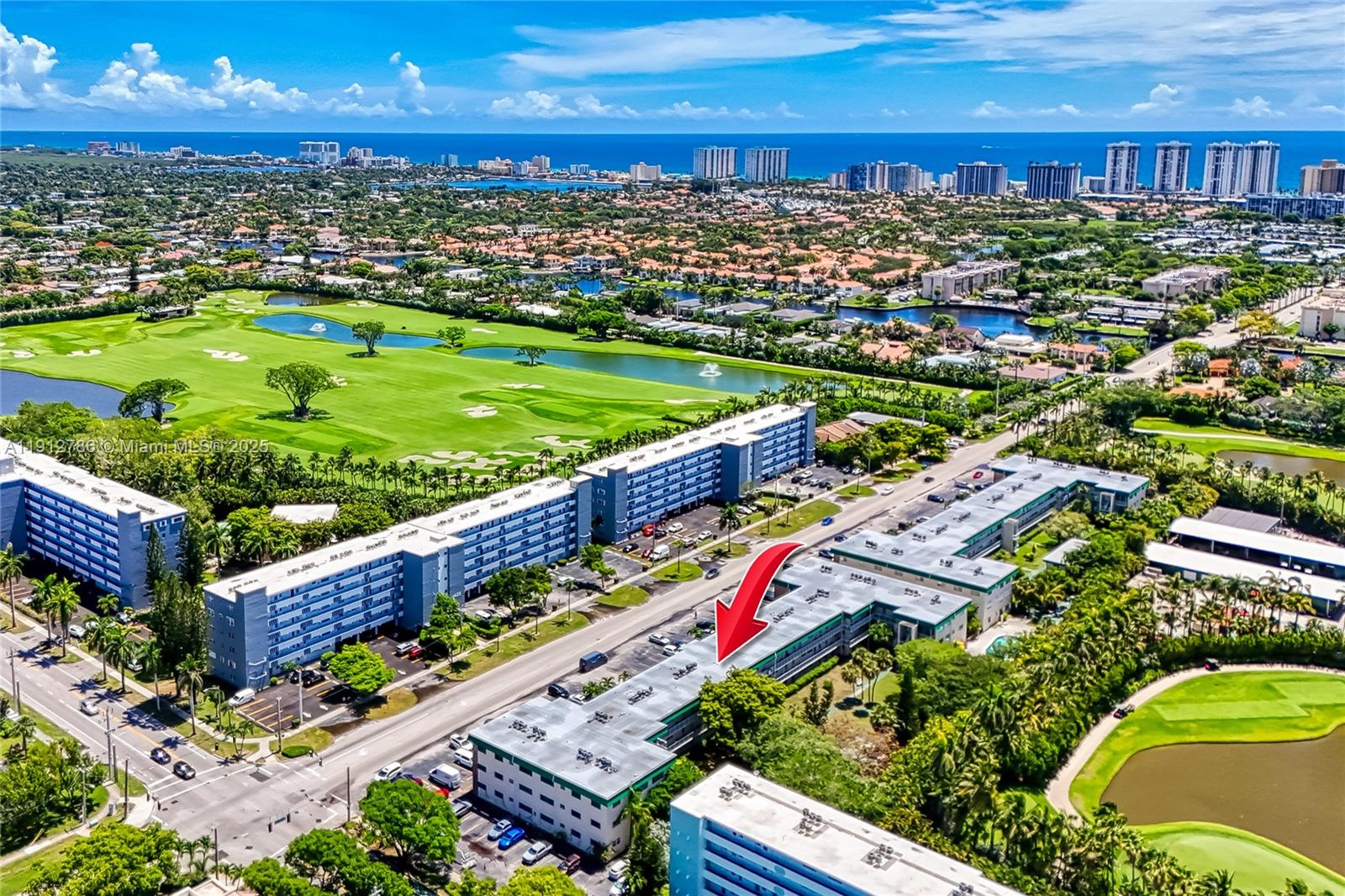 SEVENTEENTH GREEN CONDO - Residential