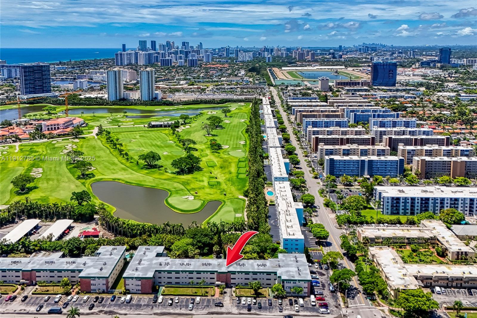 SEVENTEENTH GREEN CONDO - Residential