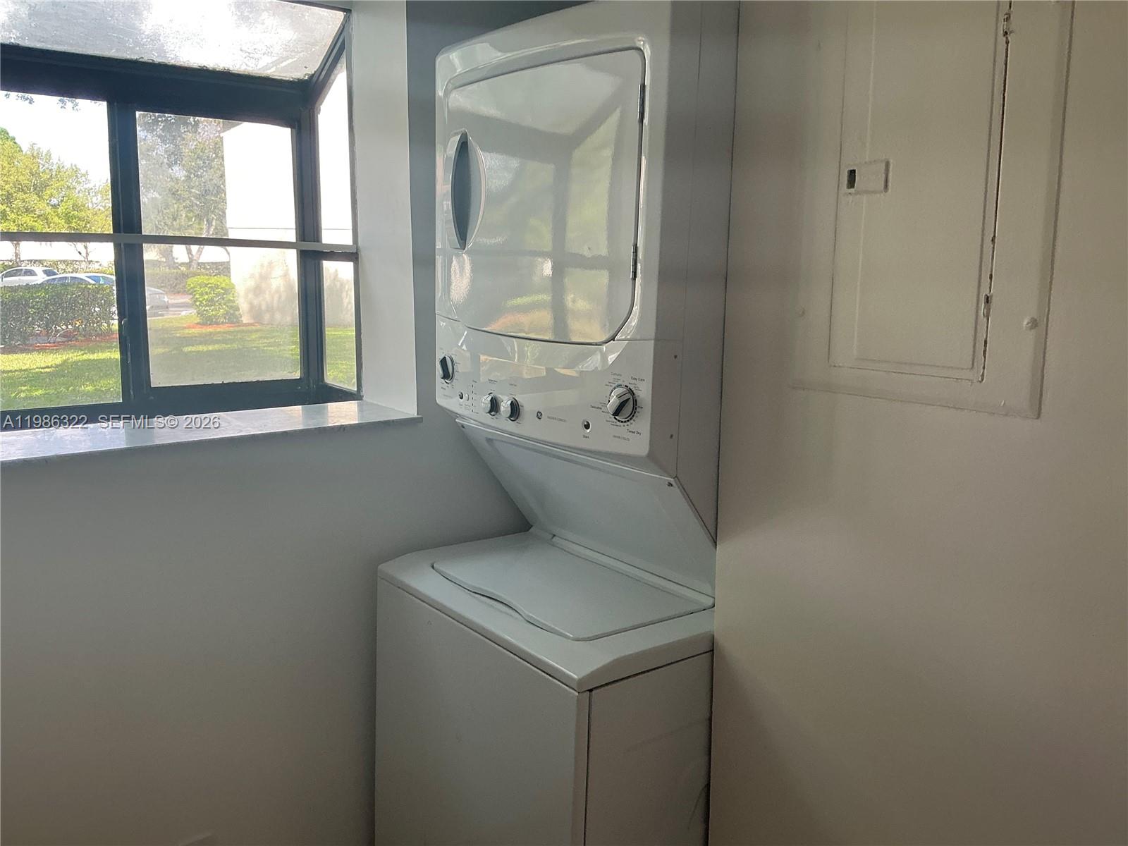 GARDENS NORTH EIGHT CONDO - Residential Lease