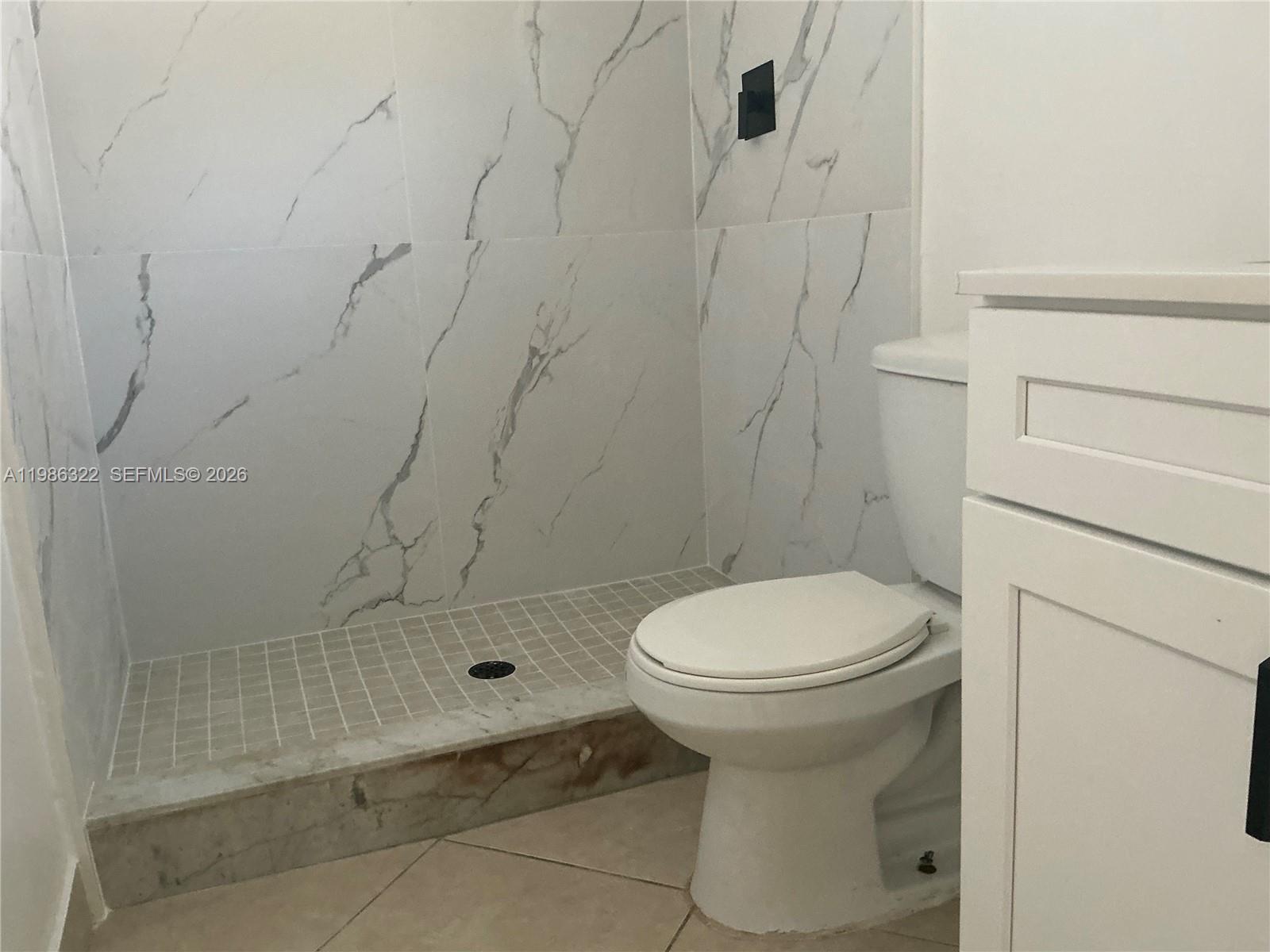 GARDENS NORTH EIGHT CONDO - Residential Lease