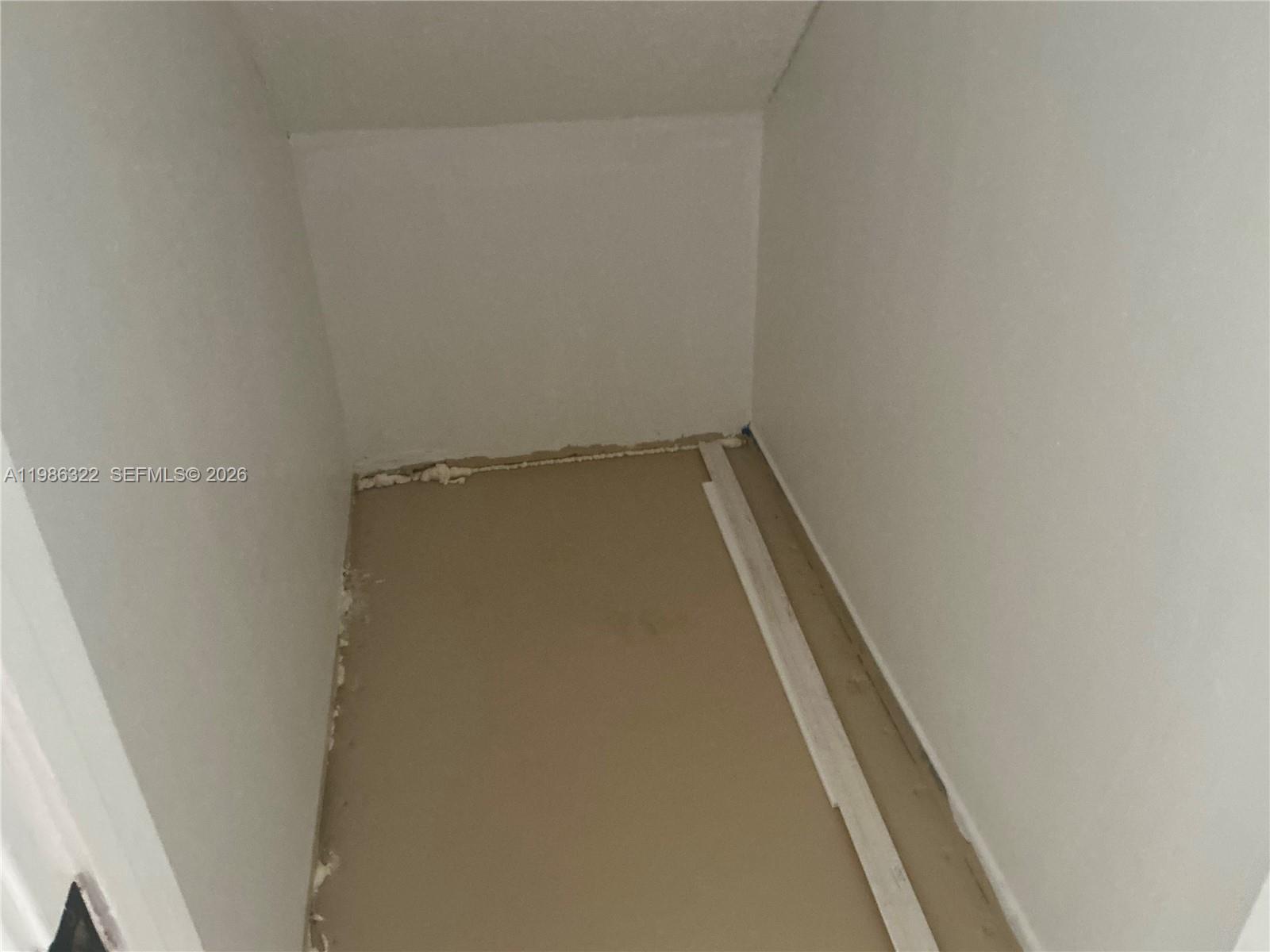 GARDENS NORTH EIGHT CONDO - Residential Lease