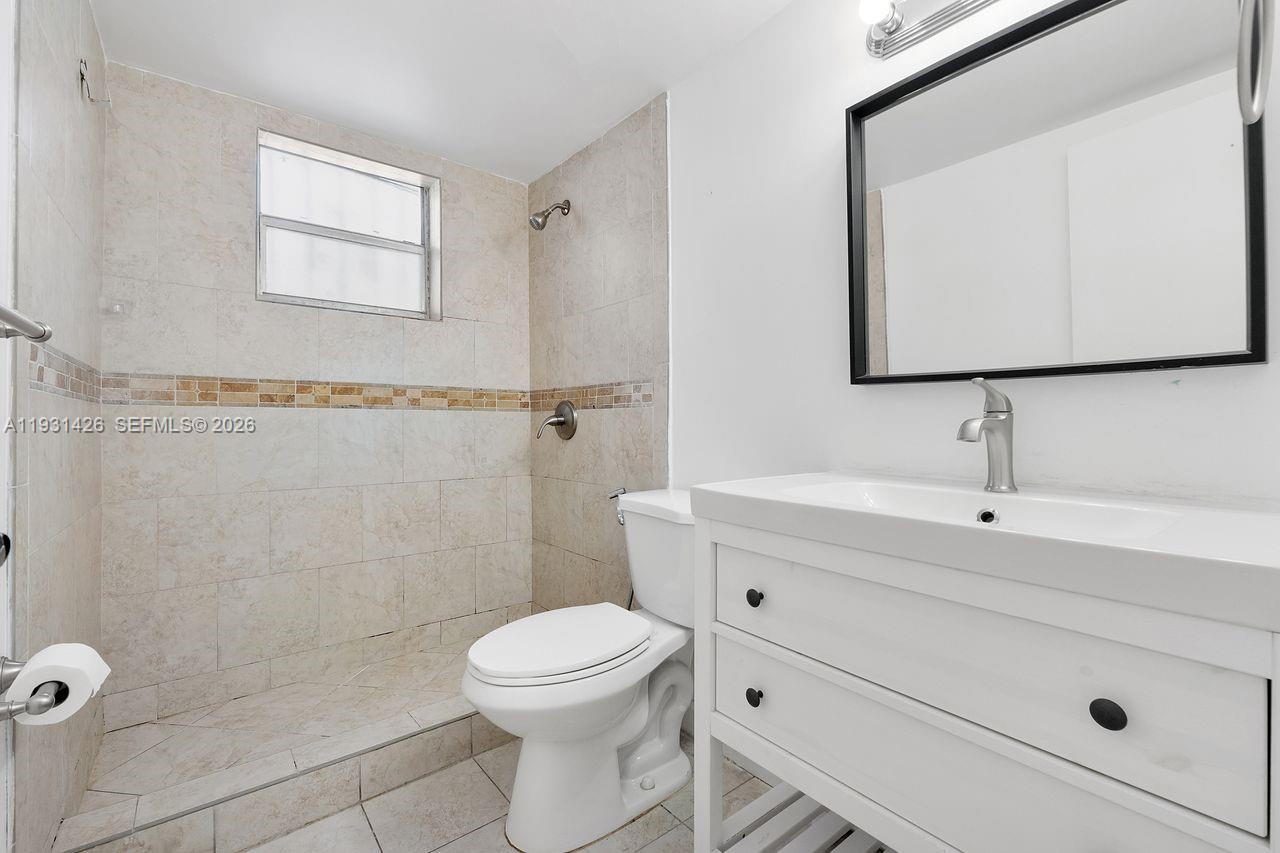 GROVE GARDENS CONDO - Residential