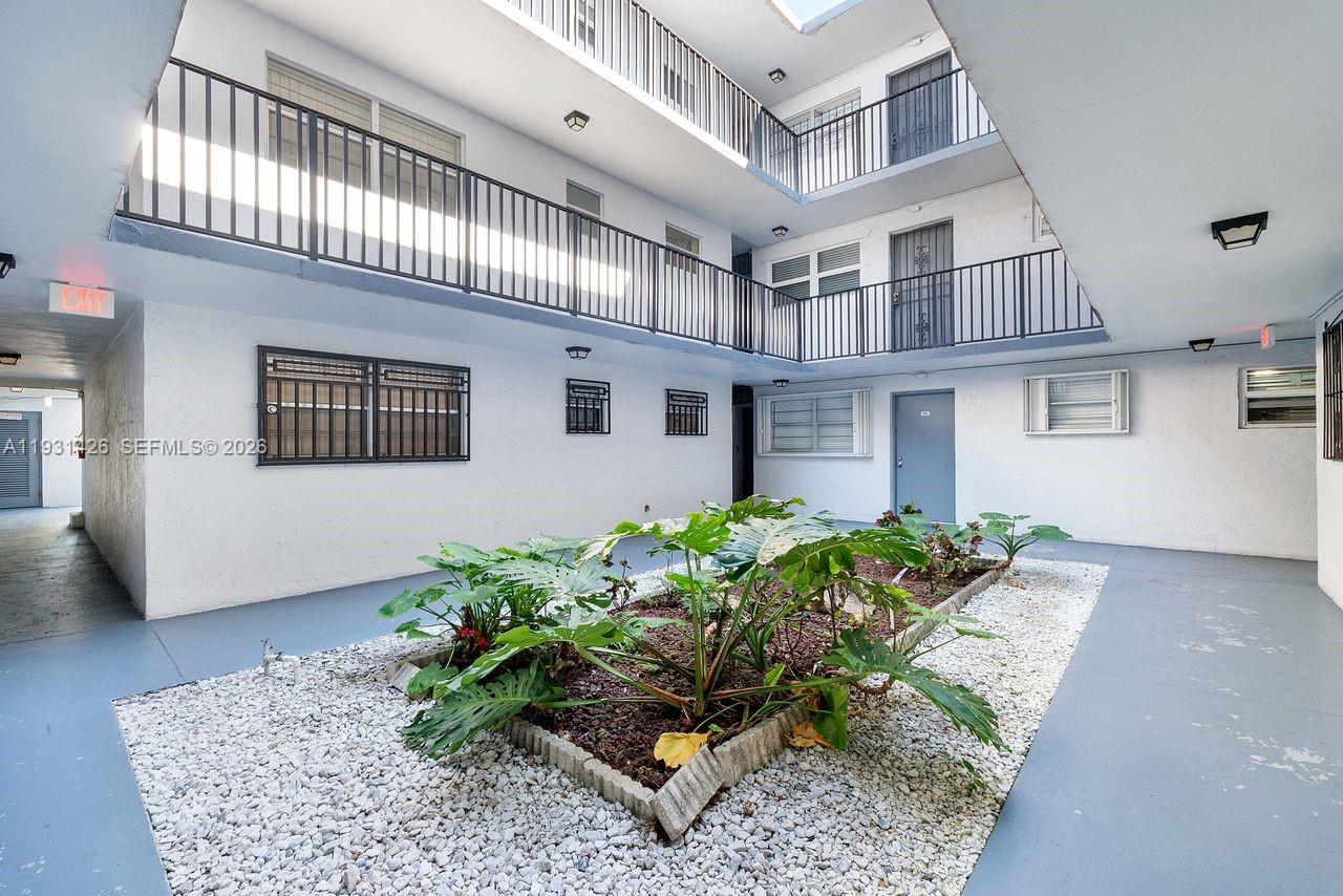 GROVE GARDENS CONDO - Residential