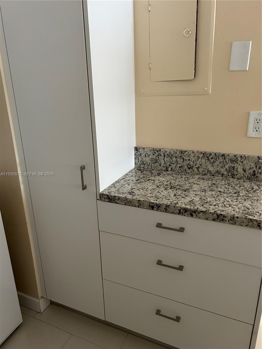 VERSAILLES GARDENS CONDO - Residential Lease