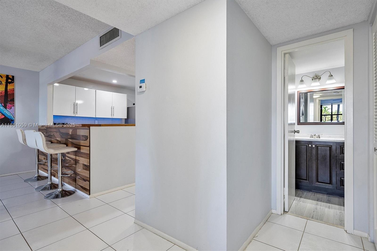 TOWERS OF OCEANVIEW SOUTH - Residential