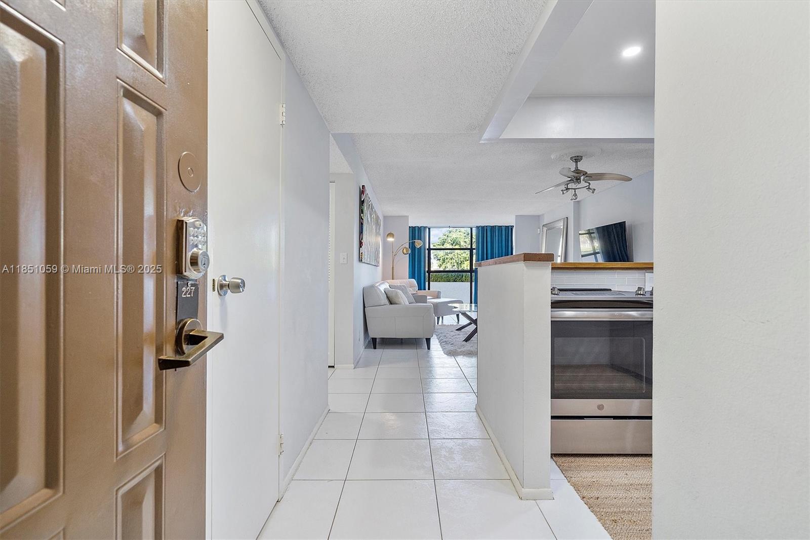 Updated condo features an open kitchen with stainless steel appliances, sunlit living space, and a spacious bedroom with walk-in closet. Enjoy resort-style amenities: gym, yoga & boxing studio, heated Intracoastal pool, tennis courts, and clubhouse. 40-year completed. Building budgeted for full reserves —25% of monthly HOA goes toward them. 2022 assessment to be paid by seller. Minutes drive to shops, dining, Gulfstream casino, and the beach. Easy to show—call today!