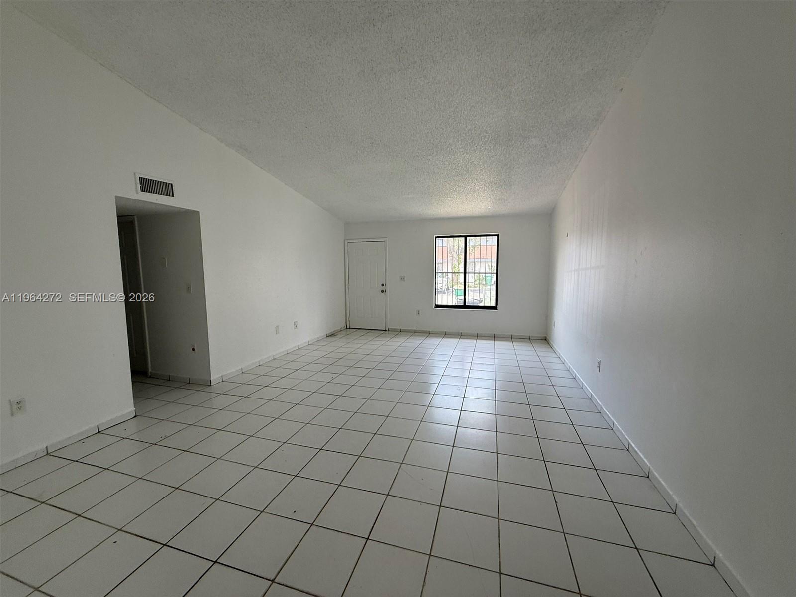WATERSIDE TOWNHOMES SEC 3 - Residential