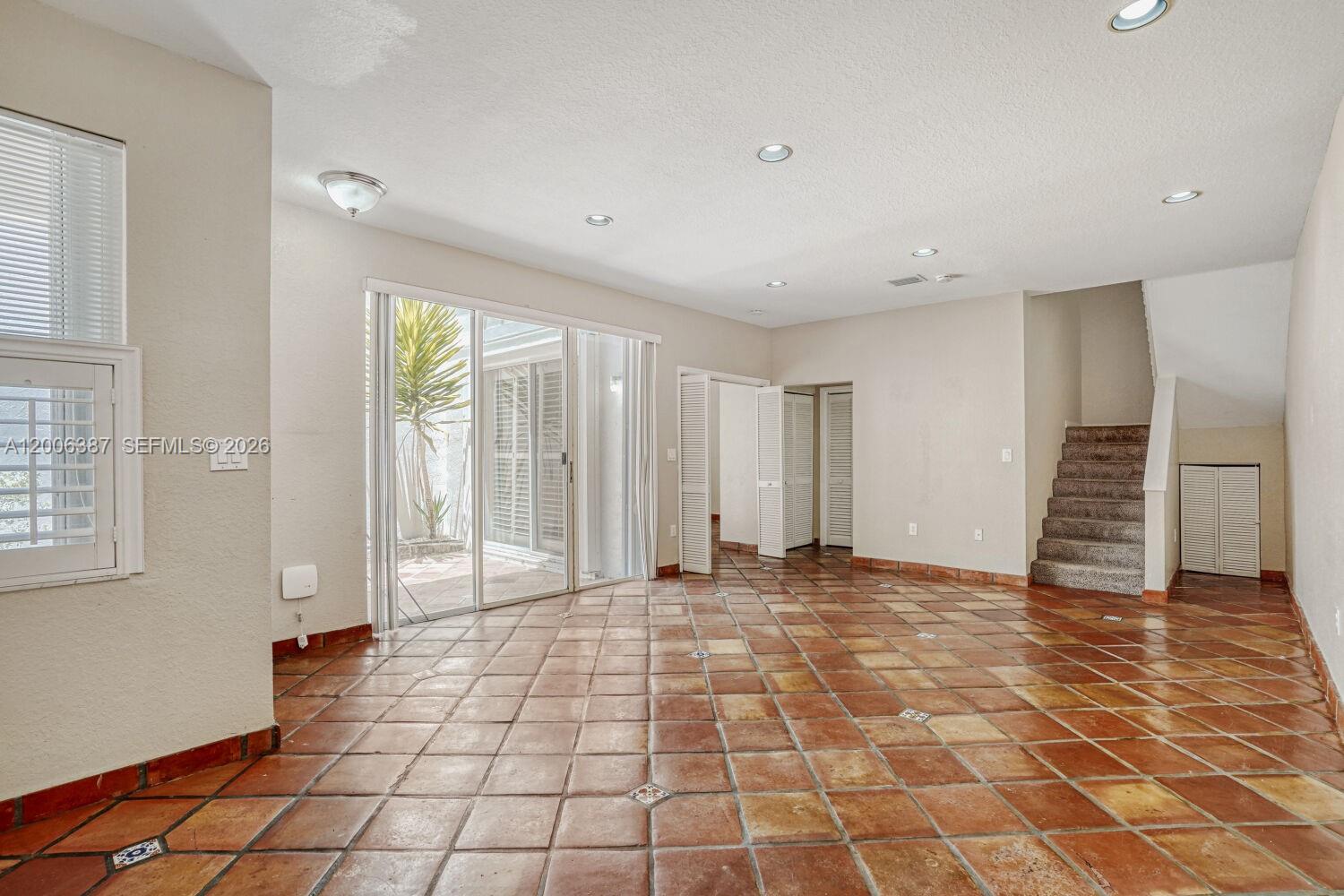 941 Doveplum Ct