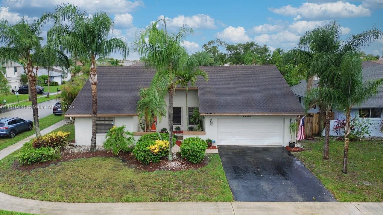 9300 NW 32nd Mnr