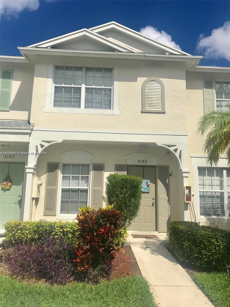 BANYAN OAKRIDGE COMMERCIA - Residential Lease