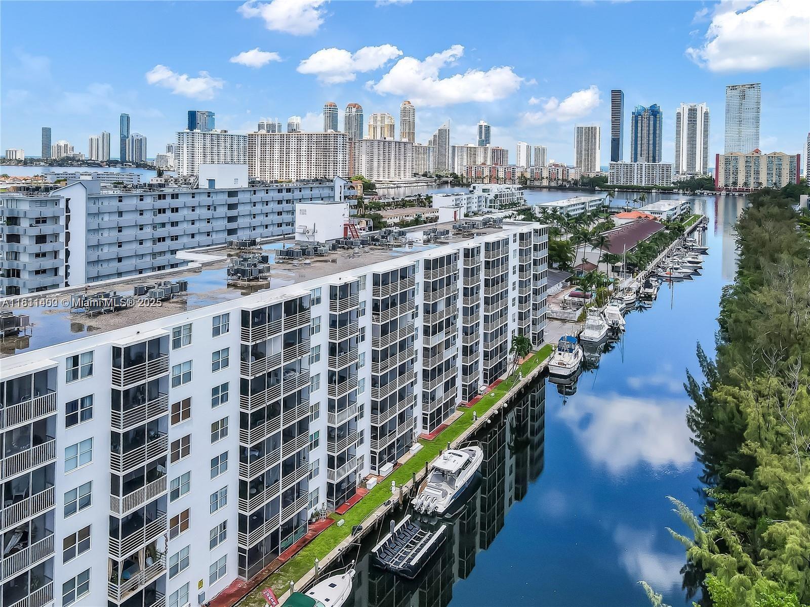 3660 Ne 166th St 603, North Miami Beach, Miami-Dade County, Florida - 2 Bedrooms  
2 Bathrooms - 