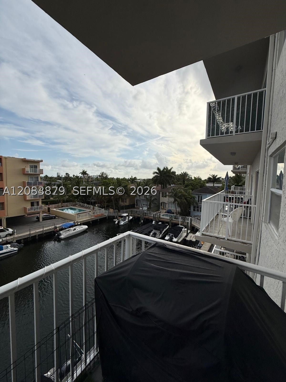 3536 NE 168th St 403