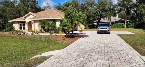 A home in Okeechobee