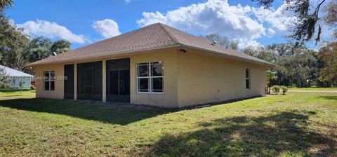 A home in Okeechobee