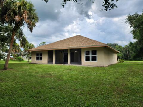 A home in Okeechobee