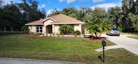 A home in Okeechobee