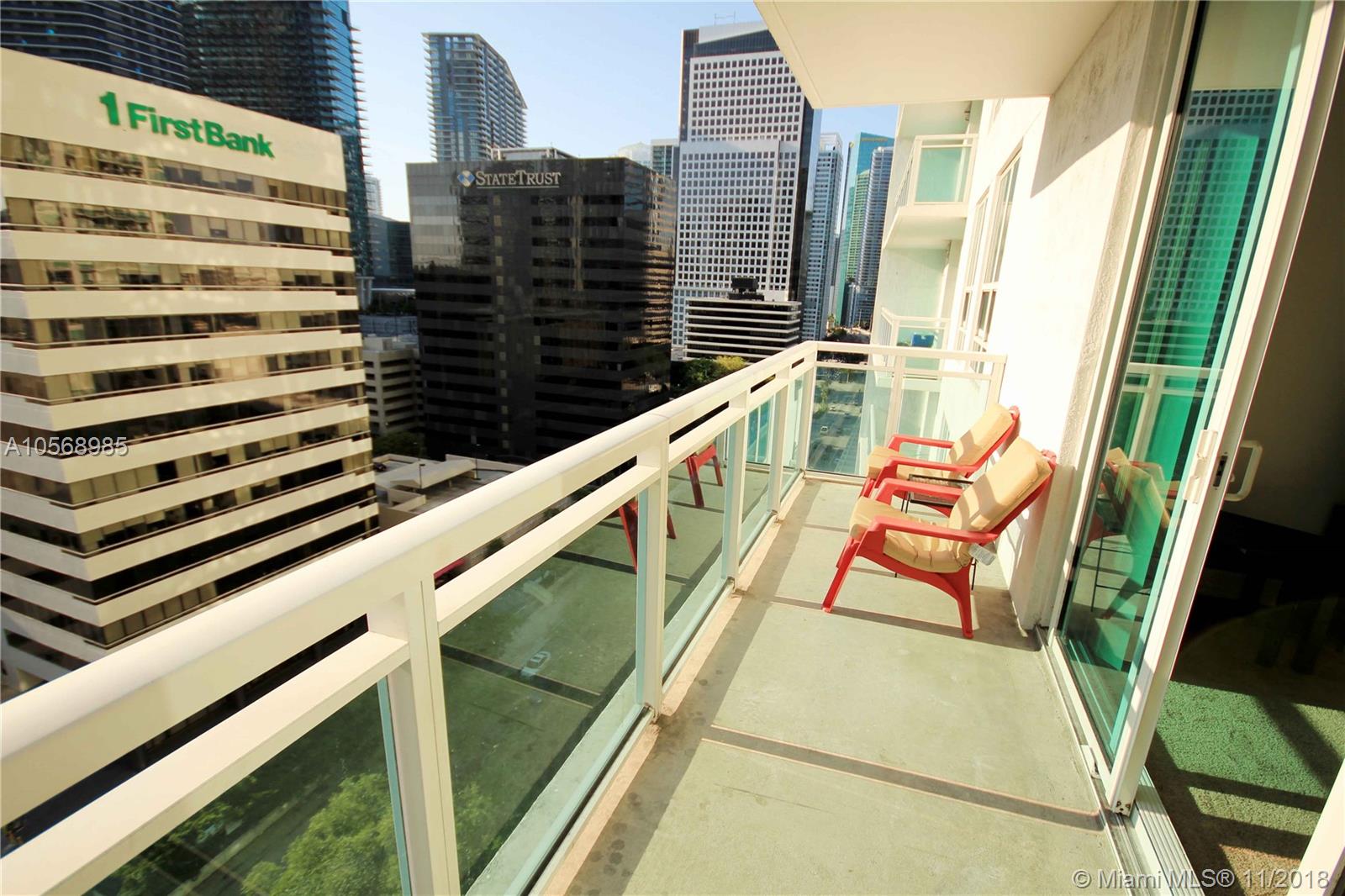THE PLAZA 901 BRICKELL CO - Residential Lease