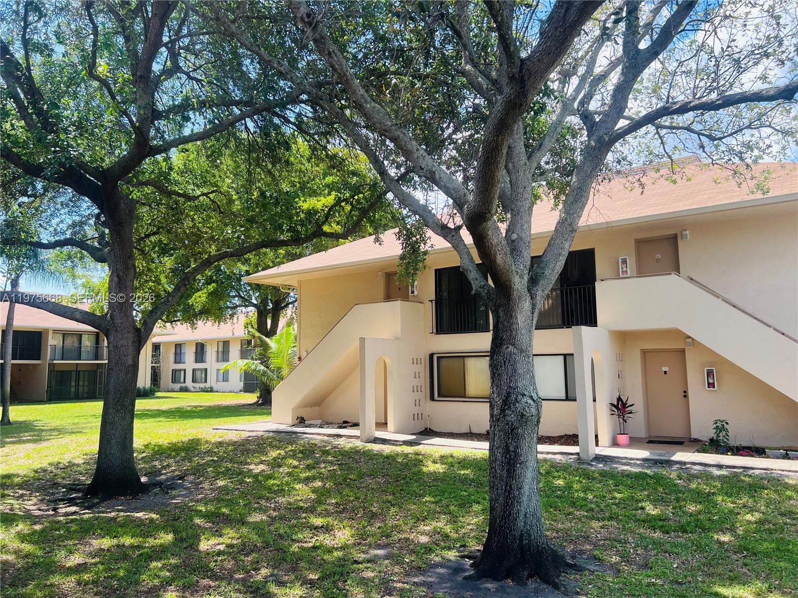 HAMPTON COURT CONDO - Residential Lease