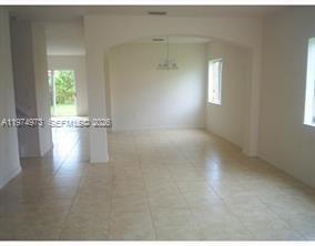 FOREST LAKE PARADISE - Residential Lease