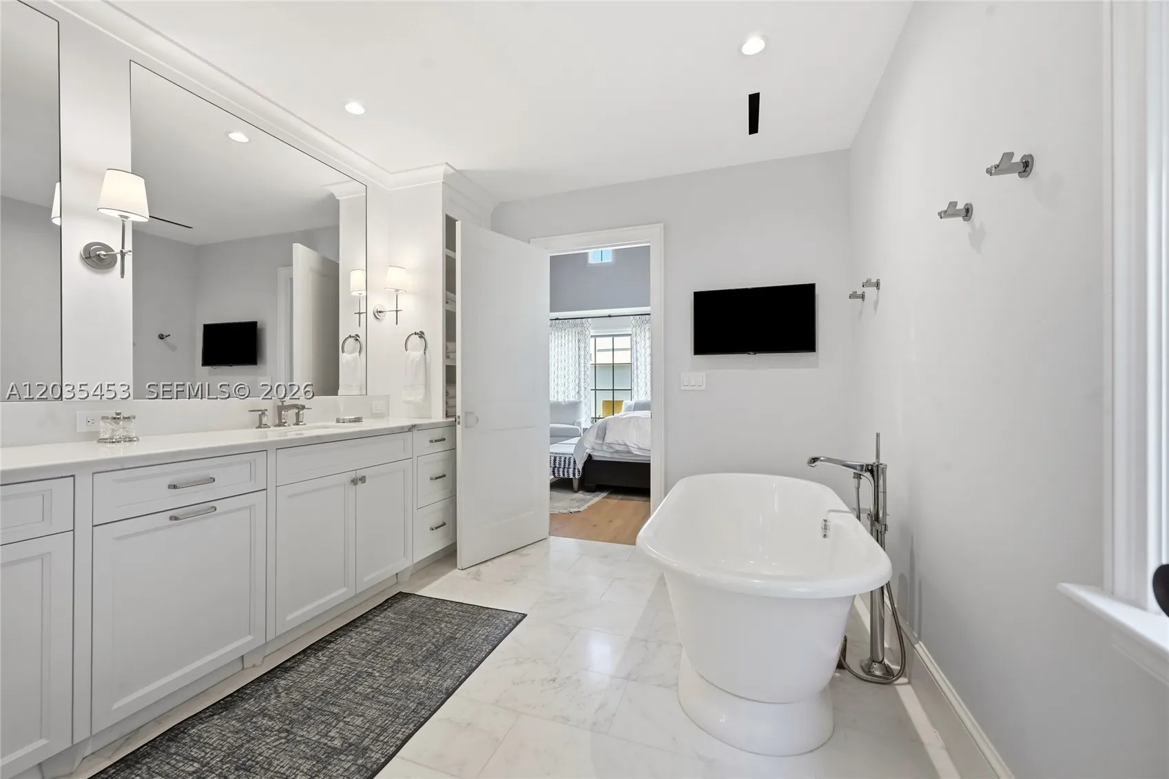 Located on the coveted ocean block of Chilean Avenue, this like-new Be – image 31
