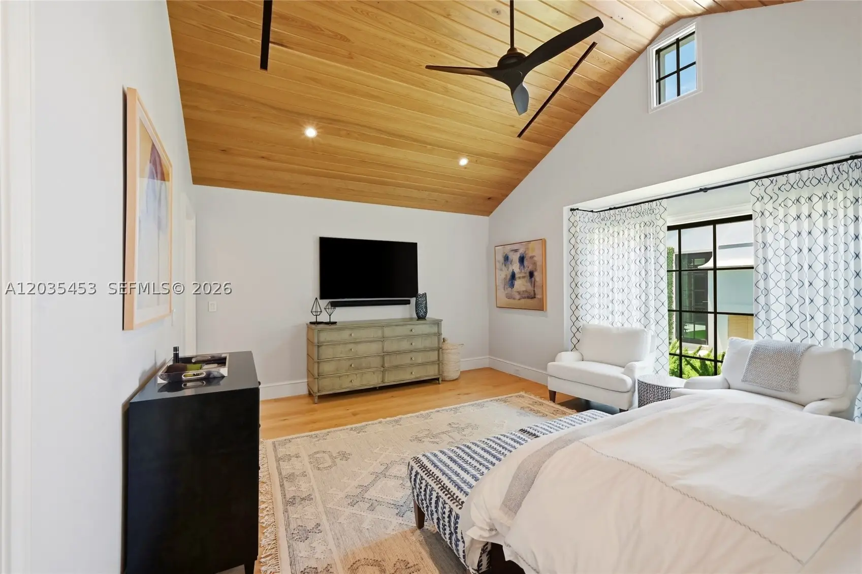 Located on the coveted ocean block of Chilean Avenue, this like-new Be – image 27