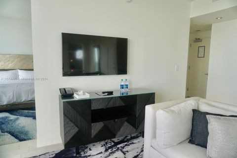 Condominium in Fort Lauderdale FL 3101 Bayshore Dr Dr 1.jpg