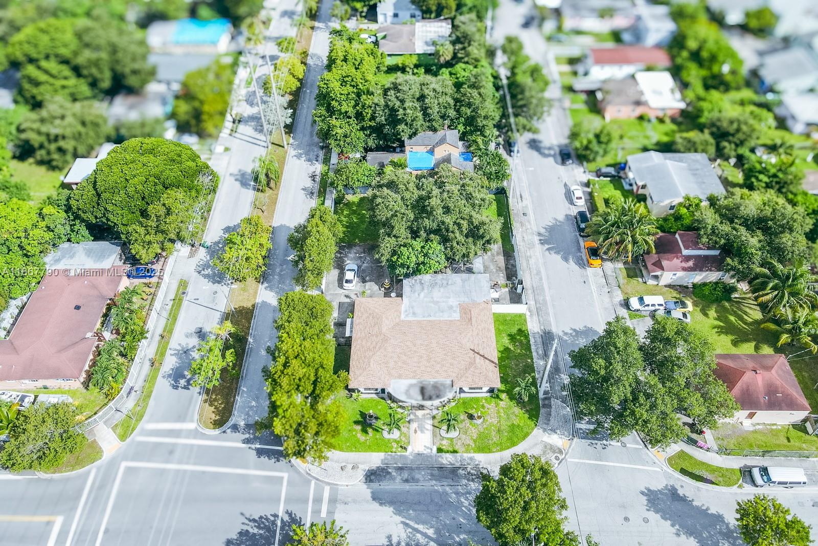7TH AVENUE HIGHLANDS - Residential