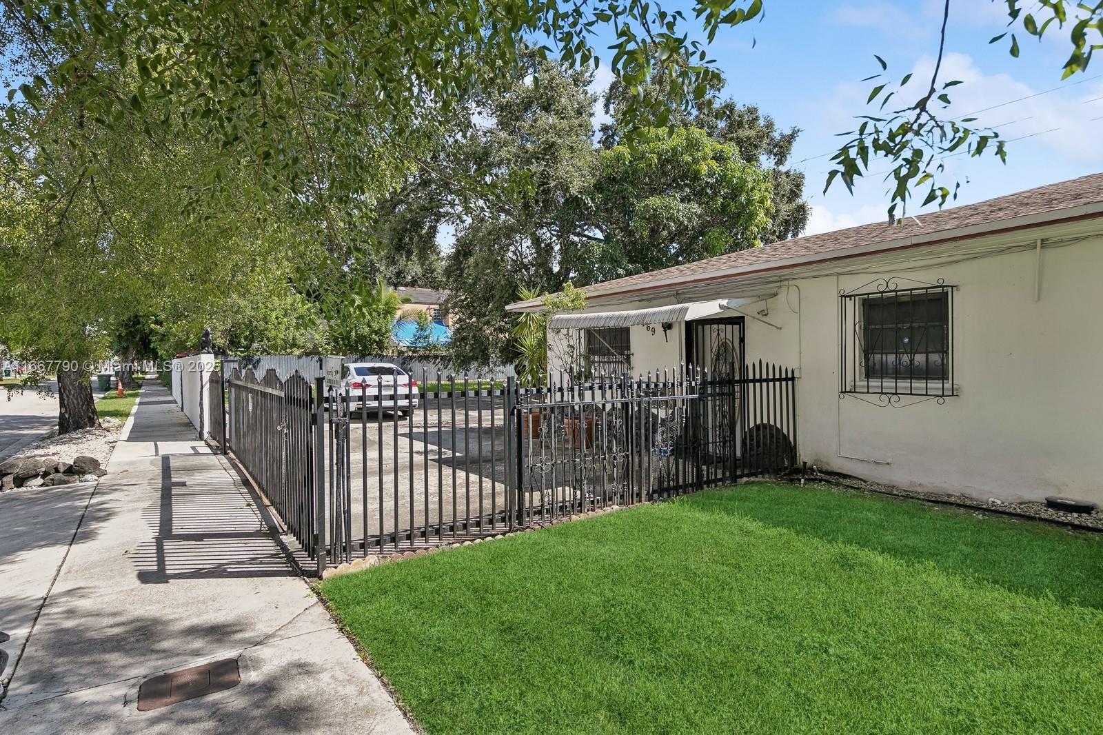 7TH AVENUE HIGHLANDS - Residential