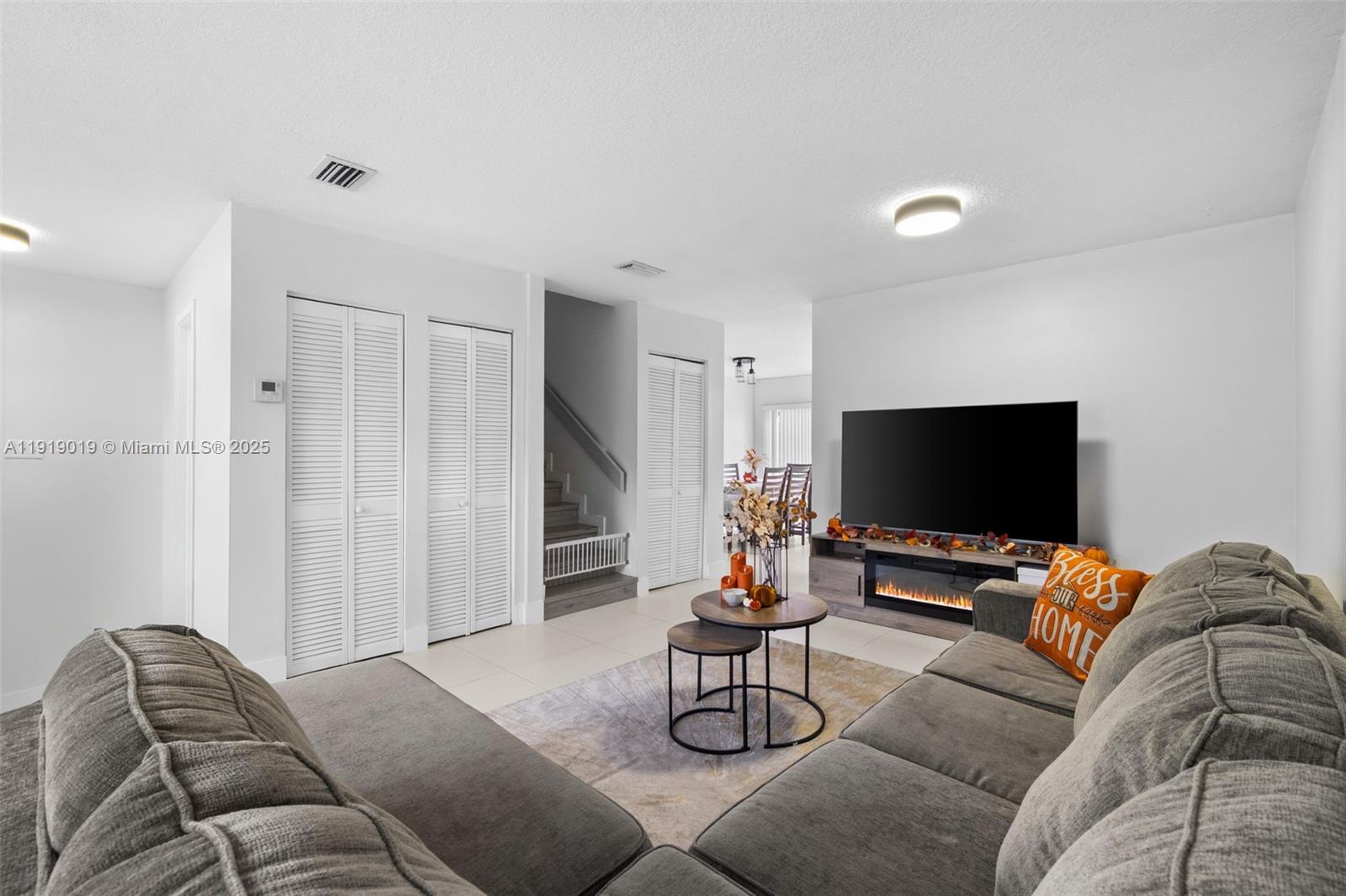 PATIO GRANDE TOWNHOMES CO - Residential