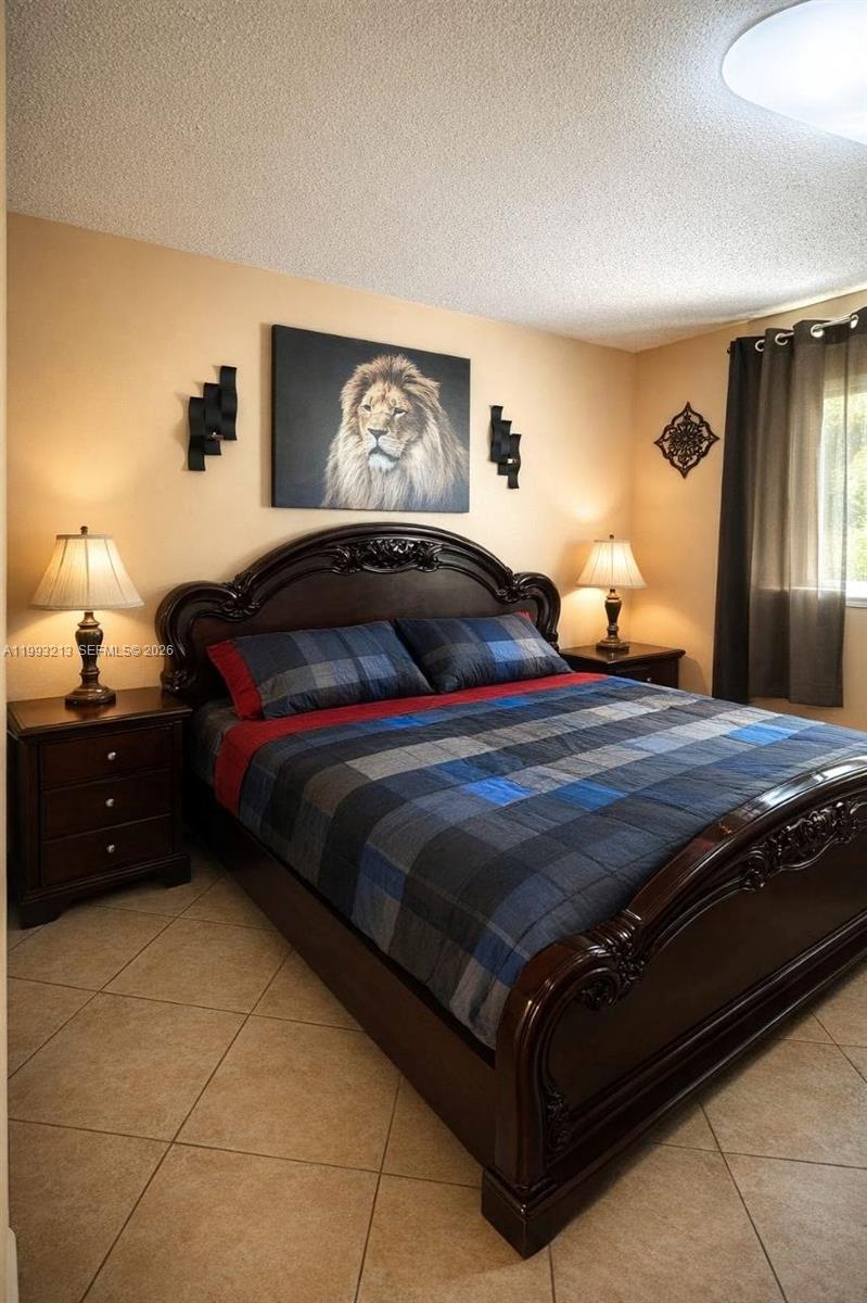 PEPPERMILL AT KENDALE LAKE - Residential