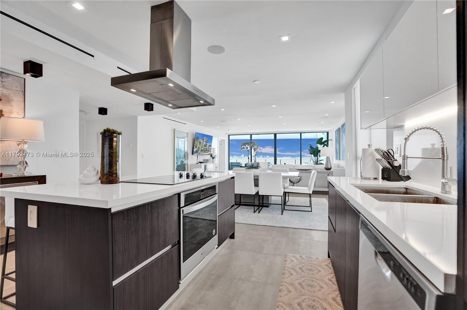 ISLE OF NORMANDY MIAMI VI - Residential Lease