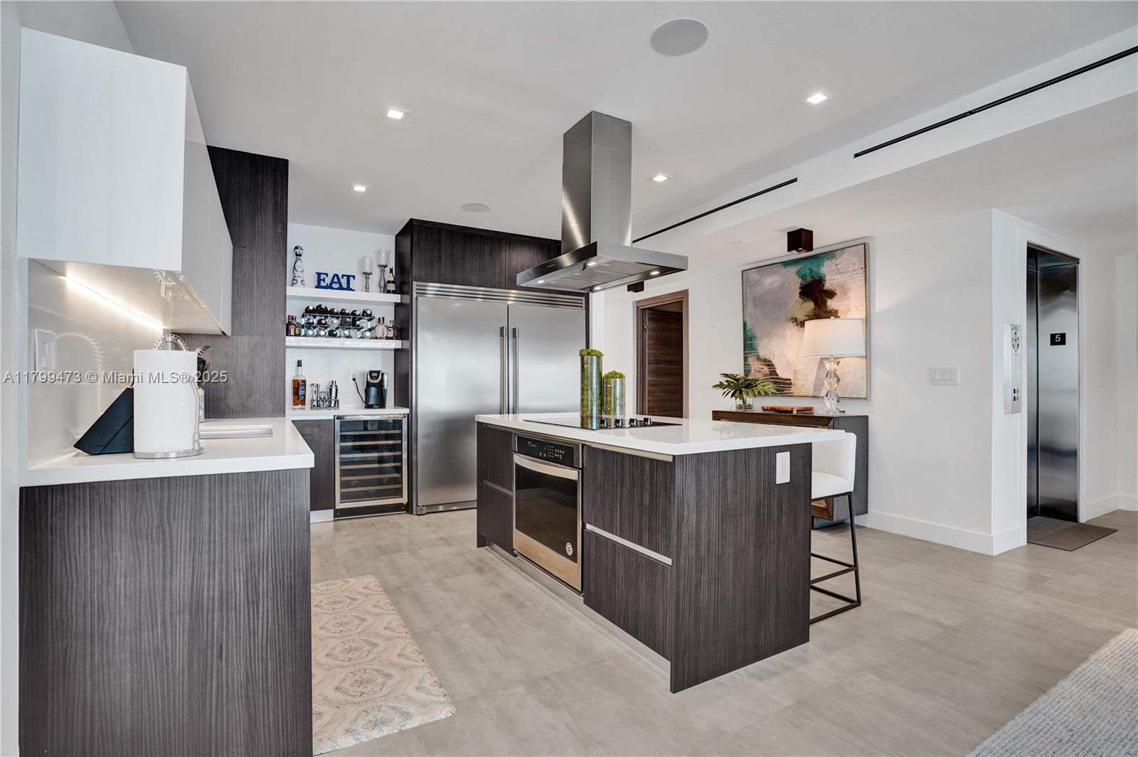 ISLE OF NORMANDY MIAMI VI - Residential Lease