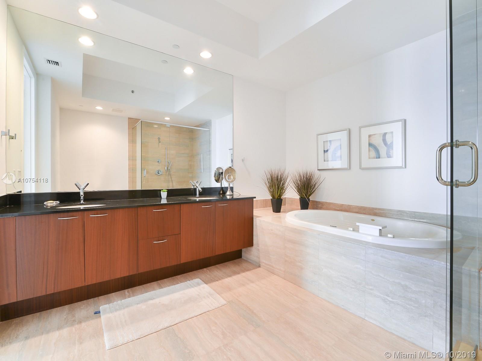 TDR TOWER III CONDO - Residential Lease