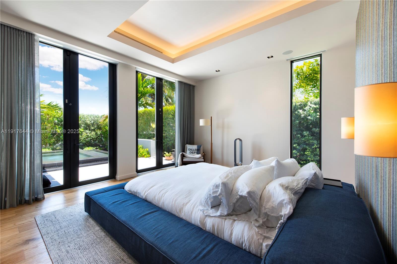 BISCAYNE POINT - Residential