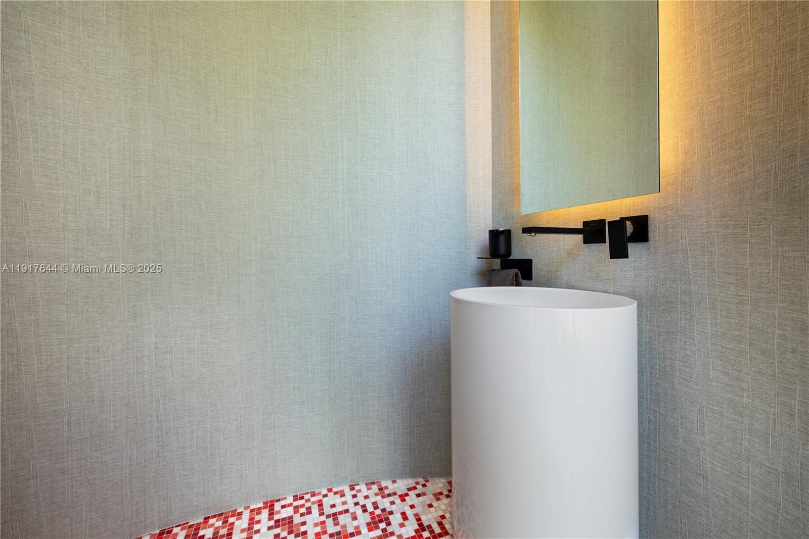 BISCAYNE POINT - Residential