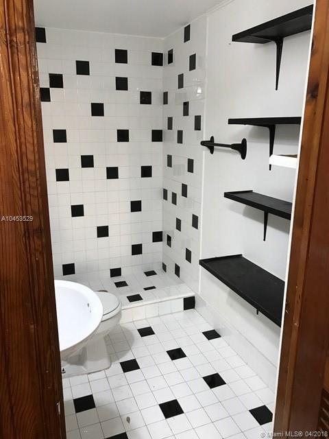 West Flagler Park - Residential Lease